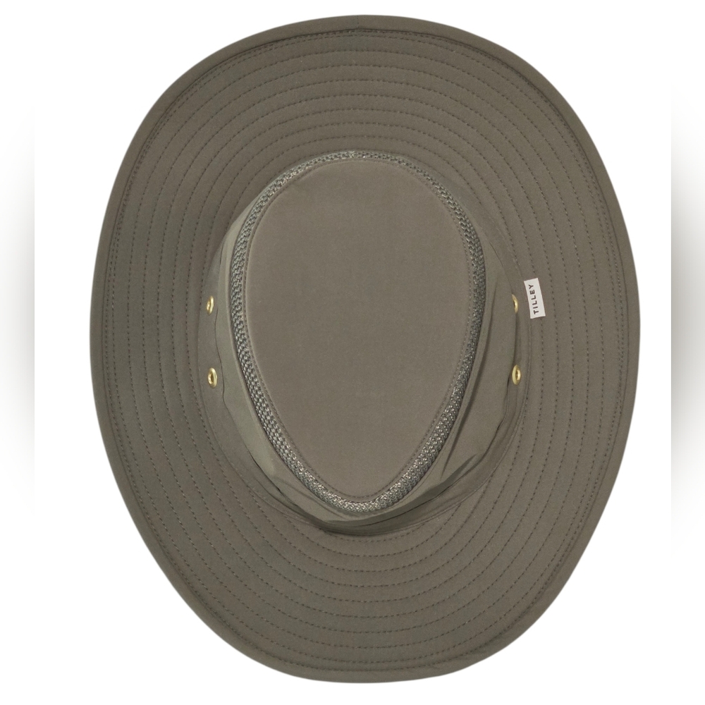 Tilley Airflo® Hat NWOT Size 7 1/8 M-M